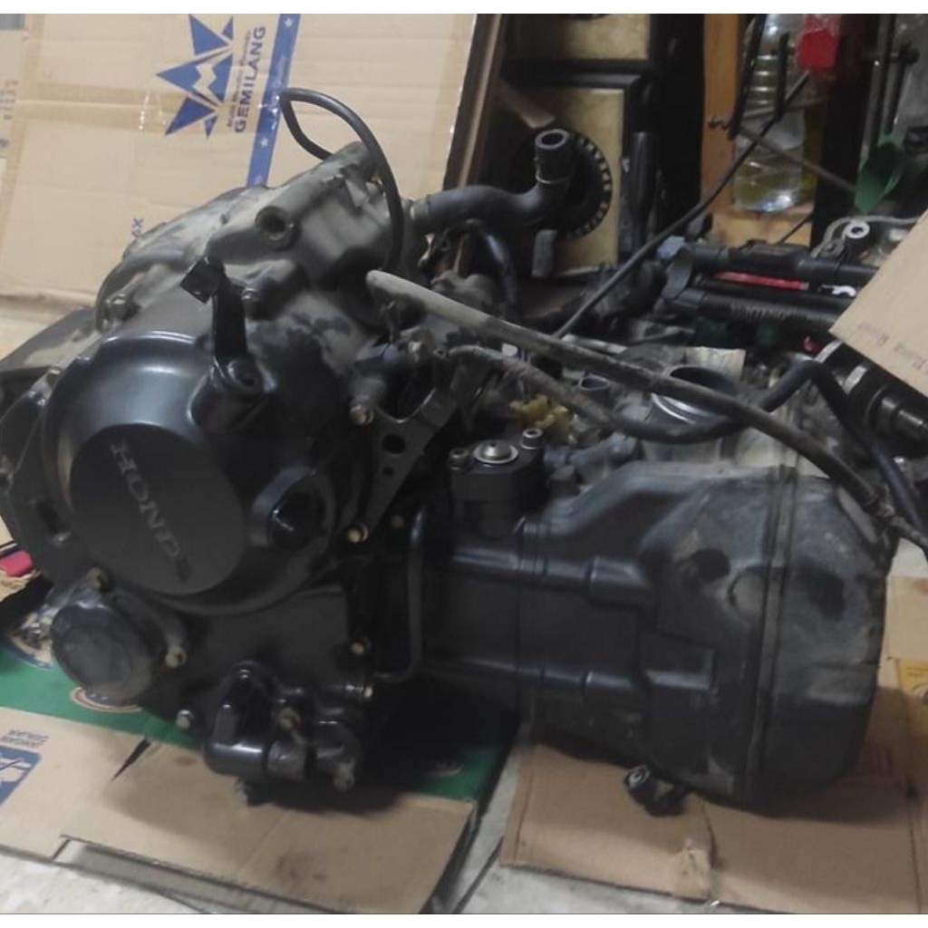 Mesin Set CBR 250R CBU