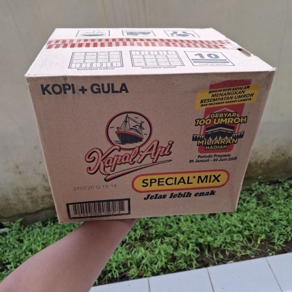 

Kapal Api Spesial Mix 1 Dus Isi 120 Sachet. Barang real No Hoax
