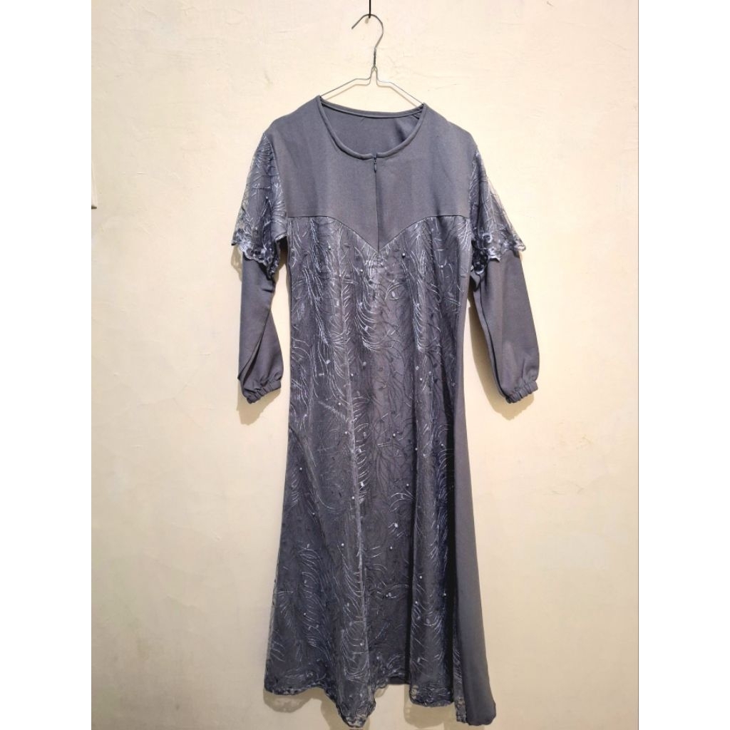 PRELOVED DRESS BRUKAT ABU ABU