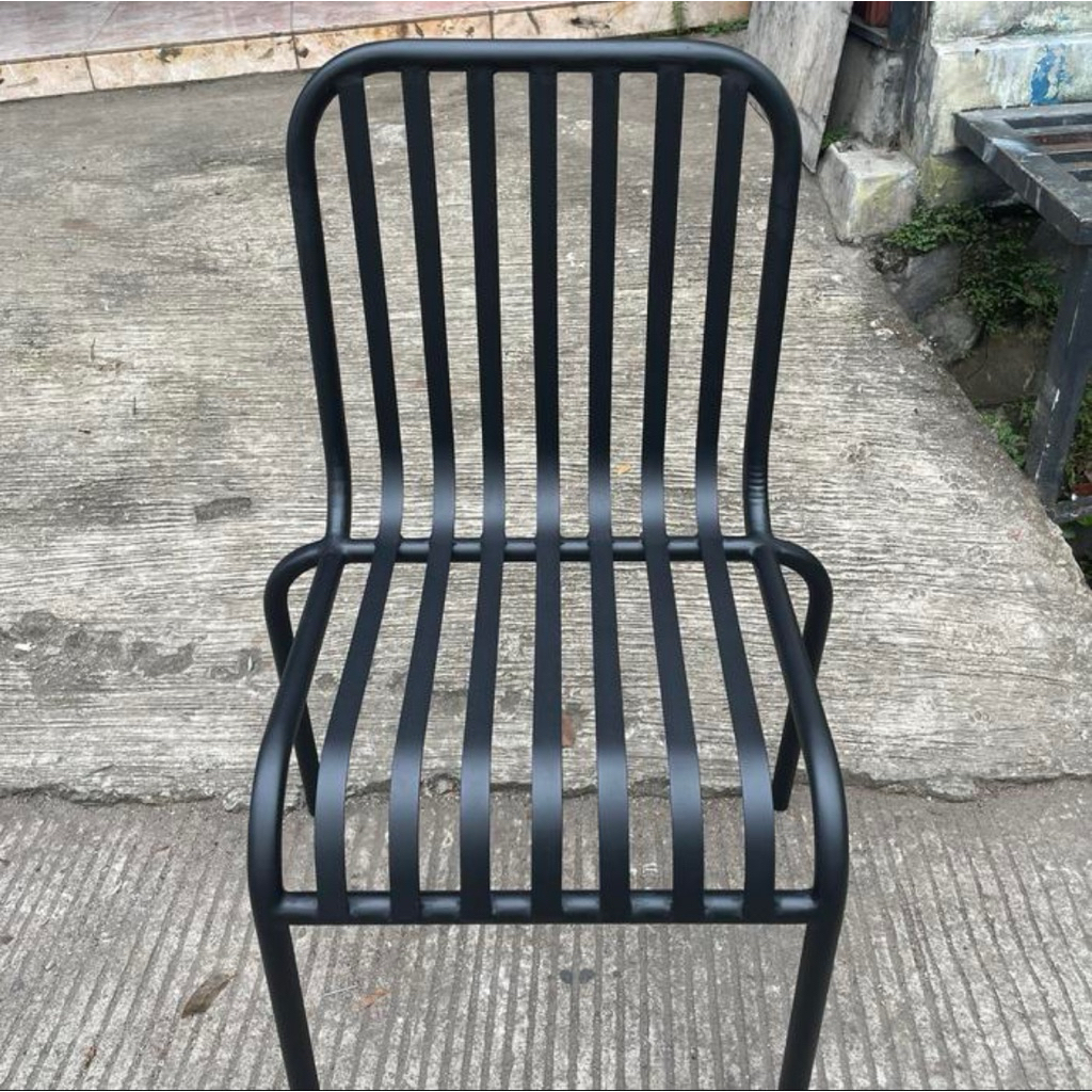 Kursi Besi Cafe Minimalis