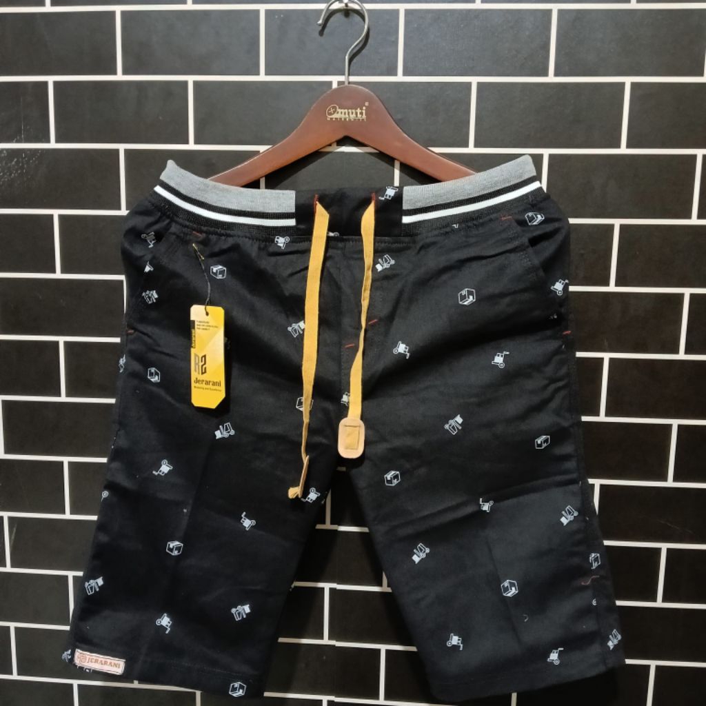 Celana Pendek Motif Chinos Pria
