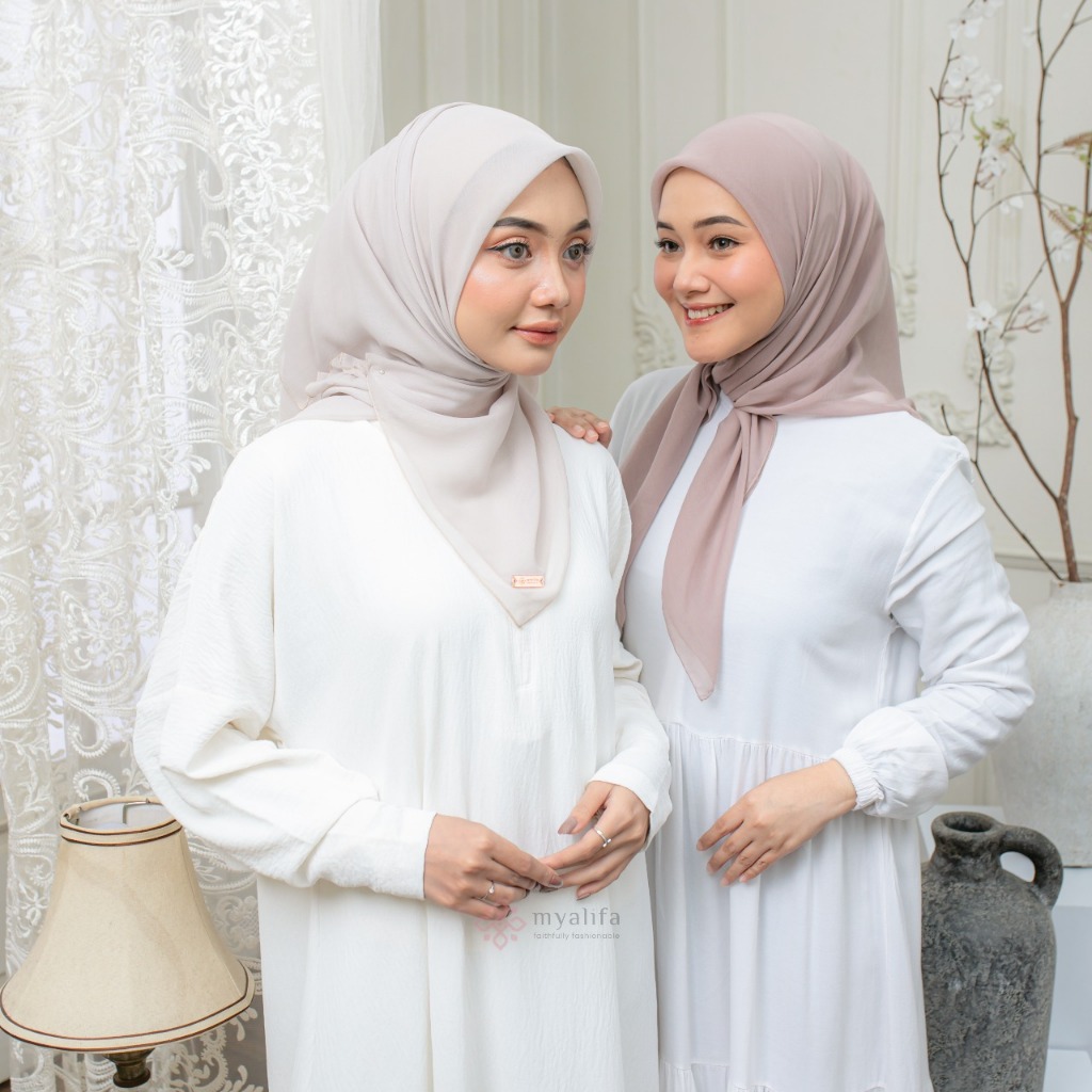 Square Hijab Paris Japan Premium Chesa Hijab Segi Empat Paris Muslim Nyaman Lembut Hijab Basic Hijab