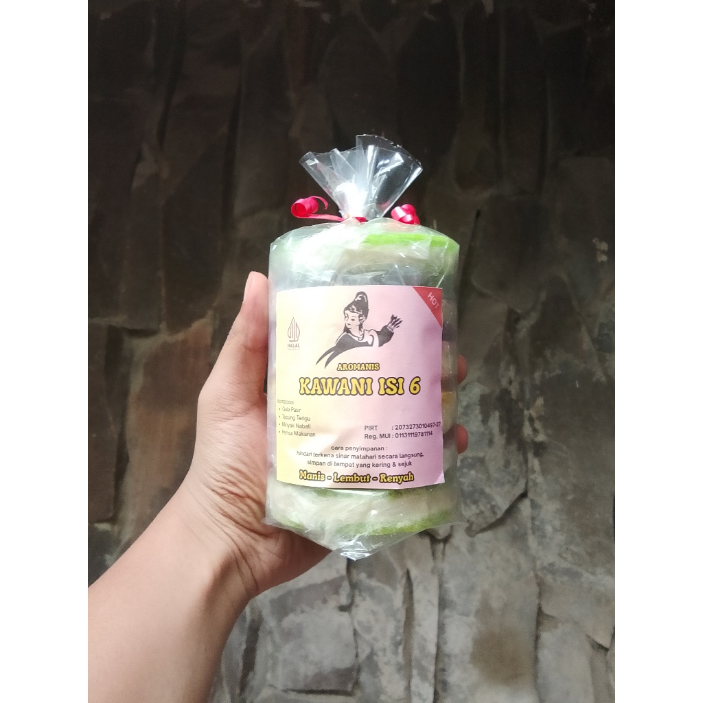 

Aromanis Kawani Isi 6 - Camilan Manis Lembut, Empuk, dan Lezat untuk Santai
