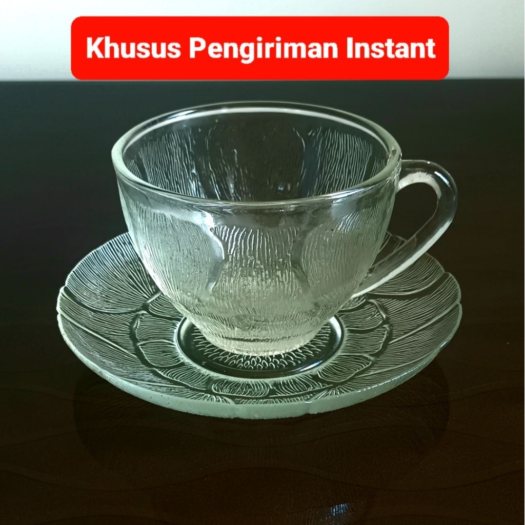 1 Set Cangkir 6 pcs & Tatakan Kaca 6 pcs Kedaung Group