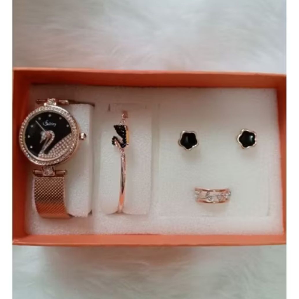 

Hampers cewe kado ultah