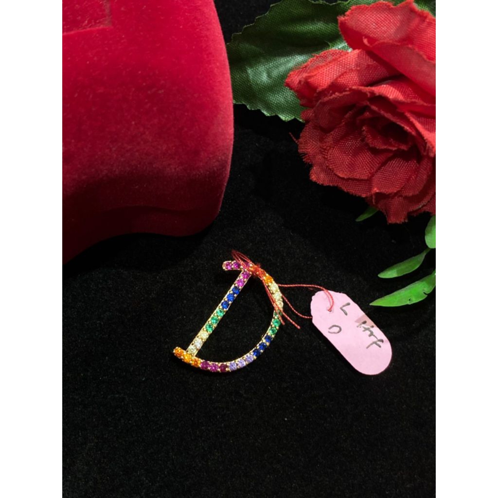 LIONTIN KALUNG HURUF "D" TITANIUM-ANTI KARAT