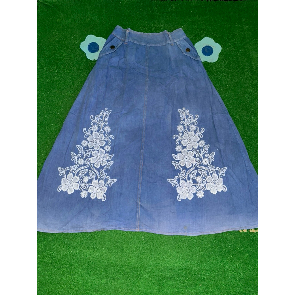 Preloved celana & rok wanita