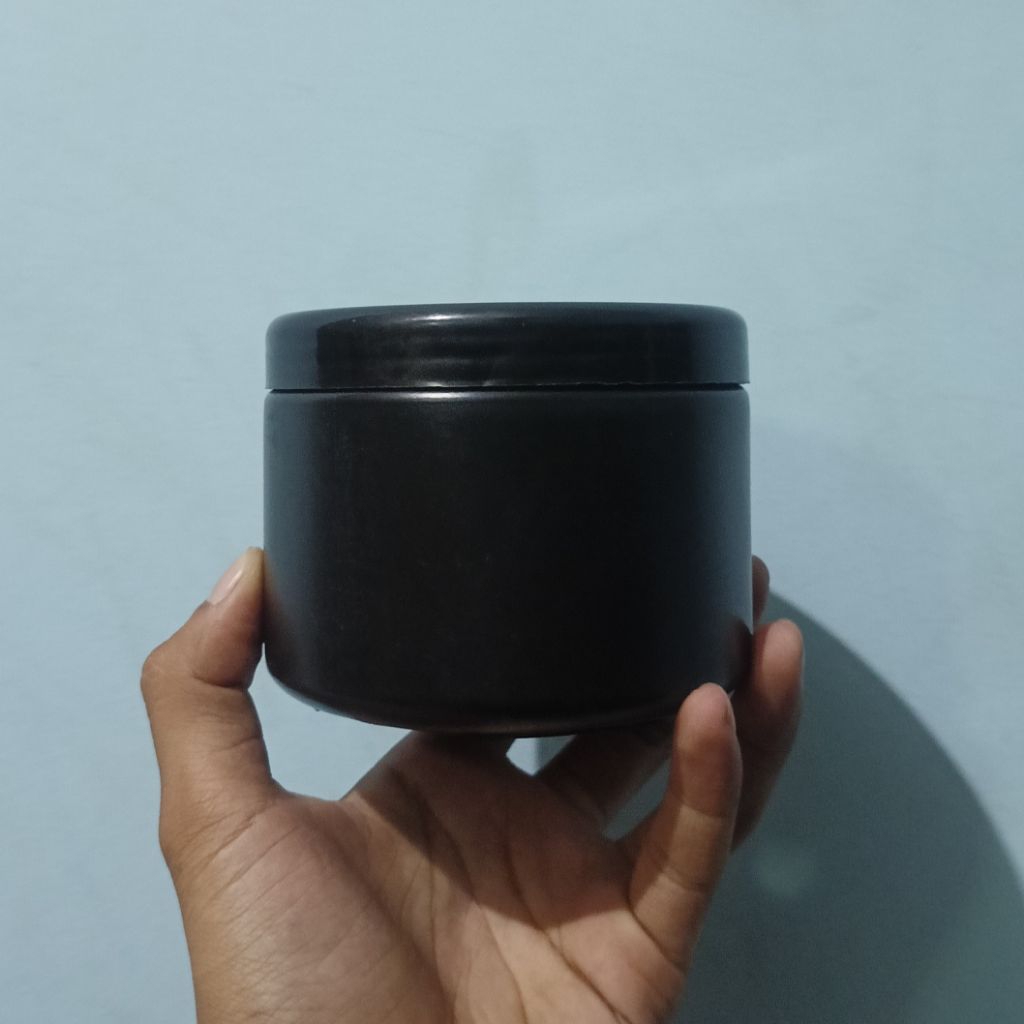 POT LULUR 500 ML HDPE HITAM DOP PENDEK/POT LEM 500 ML