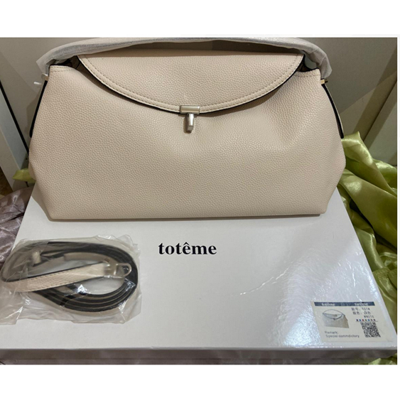 Toteme tas Wanita Shoulderbag
