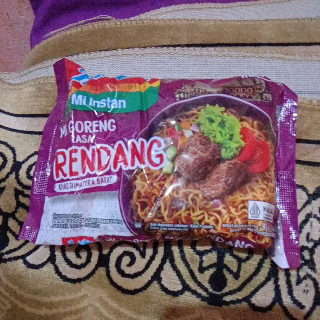 

Indomie goreng RENDANG