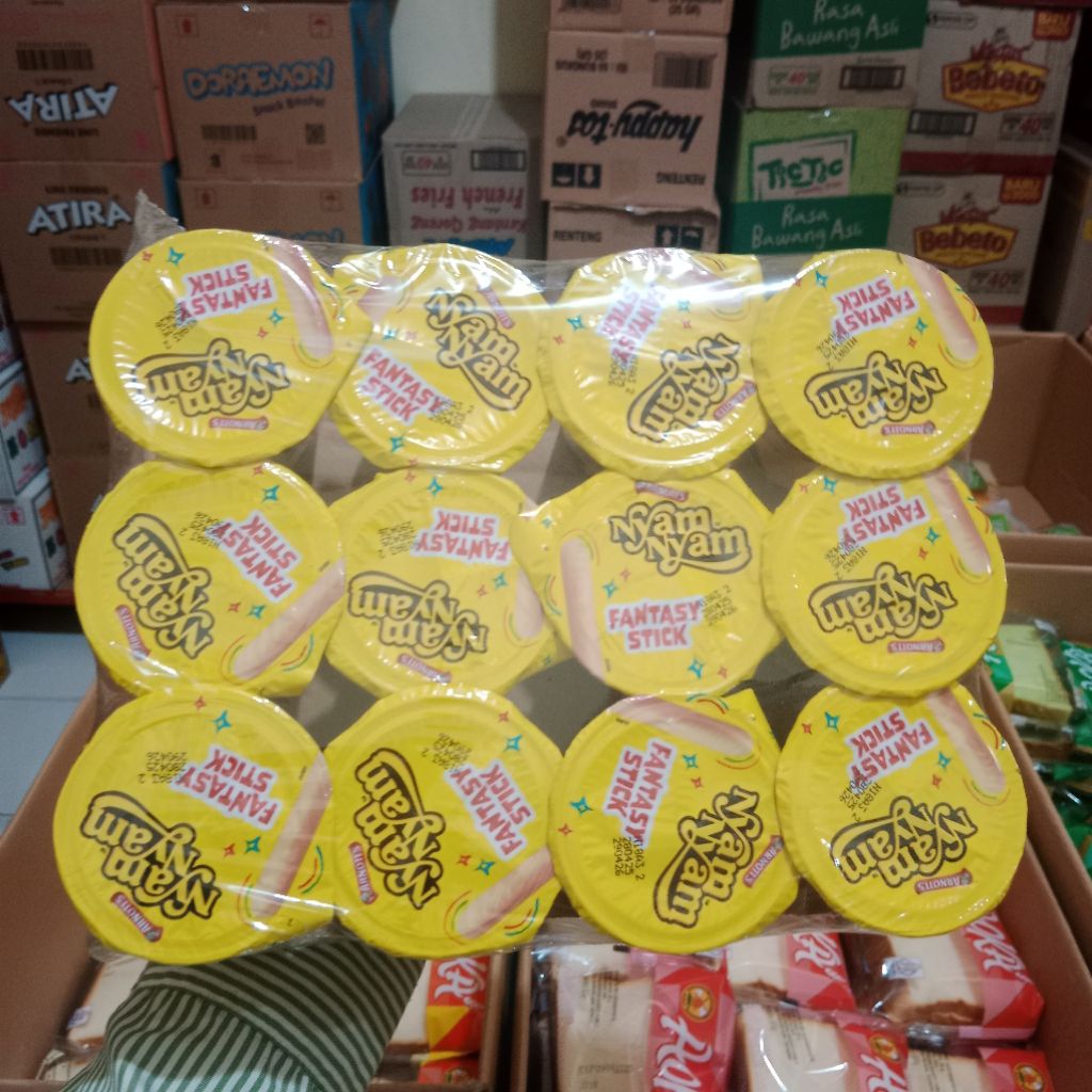 

RS Nyam Nyam Fantasy (25g) isi 12pcs