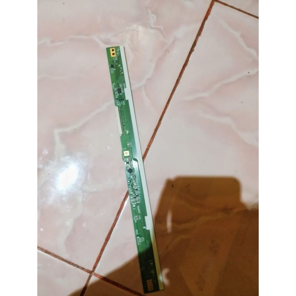 TCON POLYTRON 24D1852