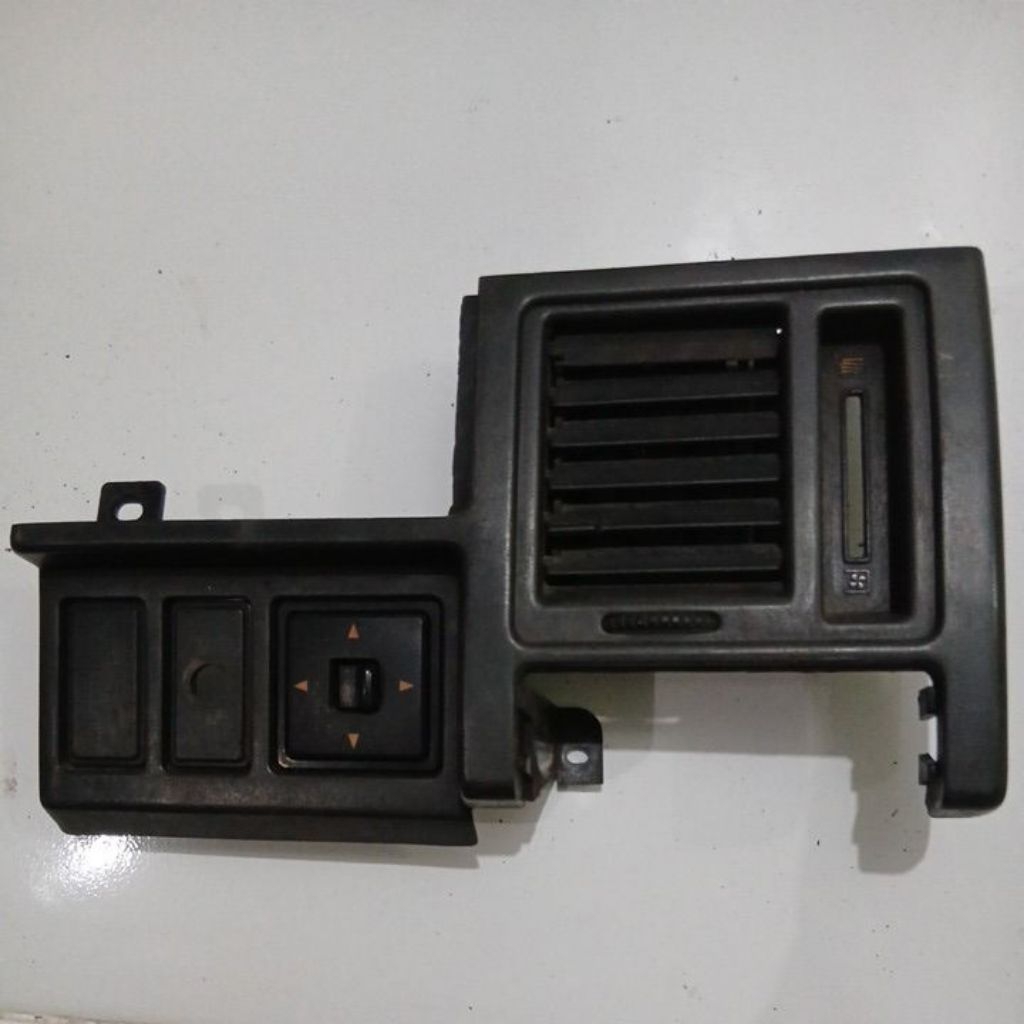 panel kisi ac mazda 323 1986 original copotan