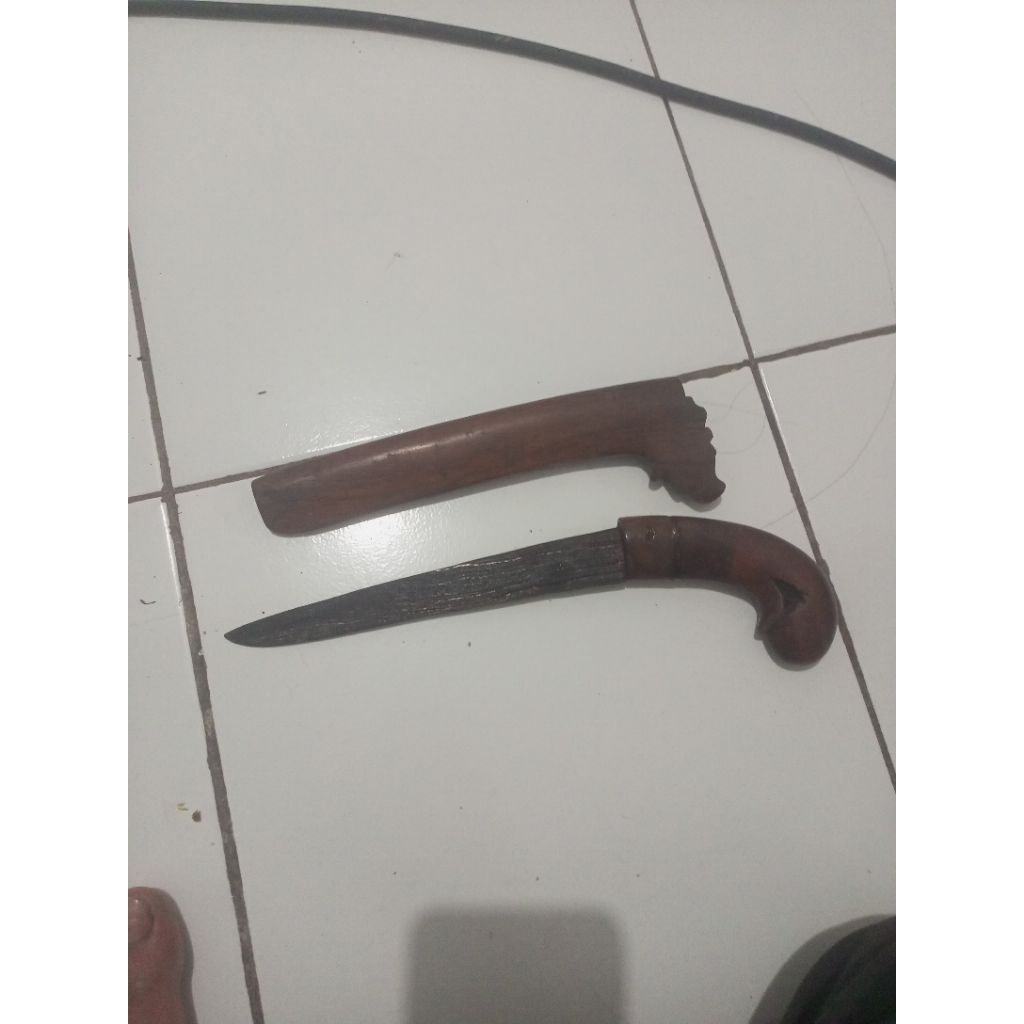 pisau,badik,luwu