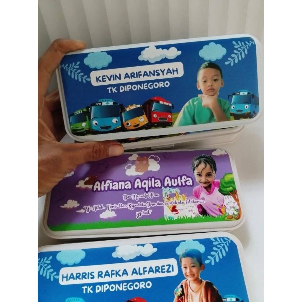

Kotak Pensil Custom. Kotak pensil pakai nama dan foto