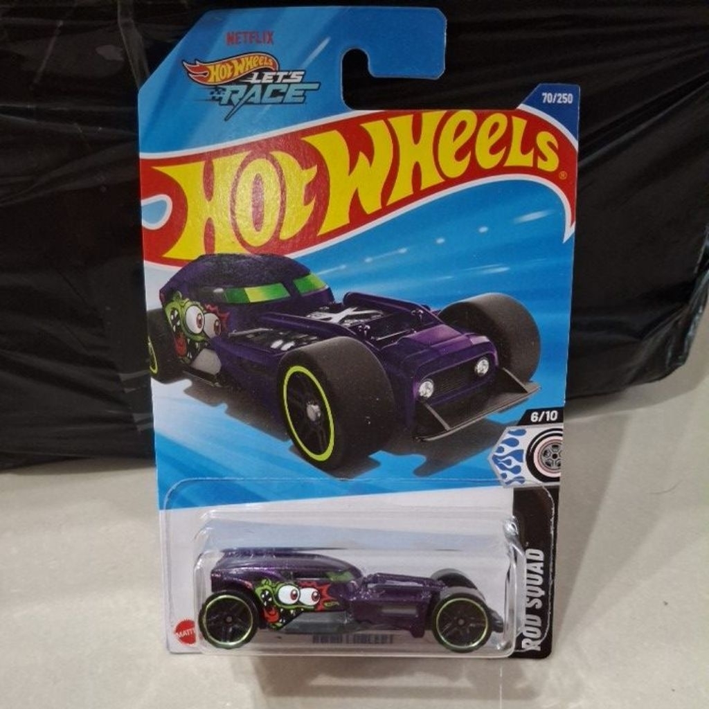 hw50 concept hotwheels netflix ungu race
