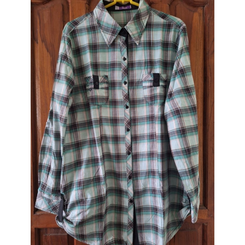 Atasan Geela Preloved