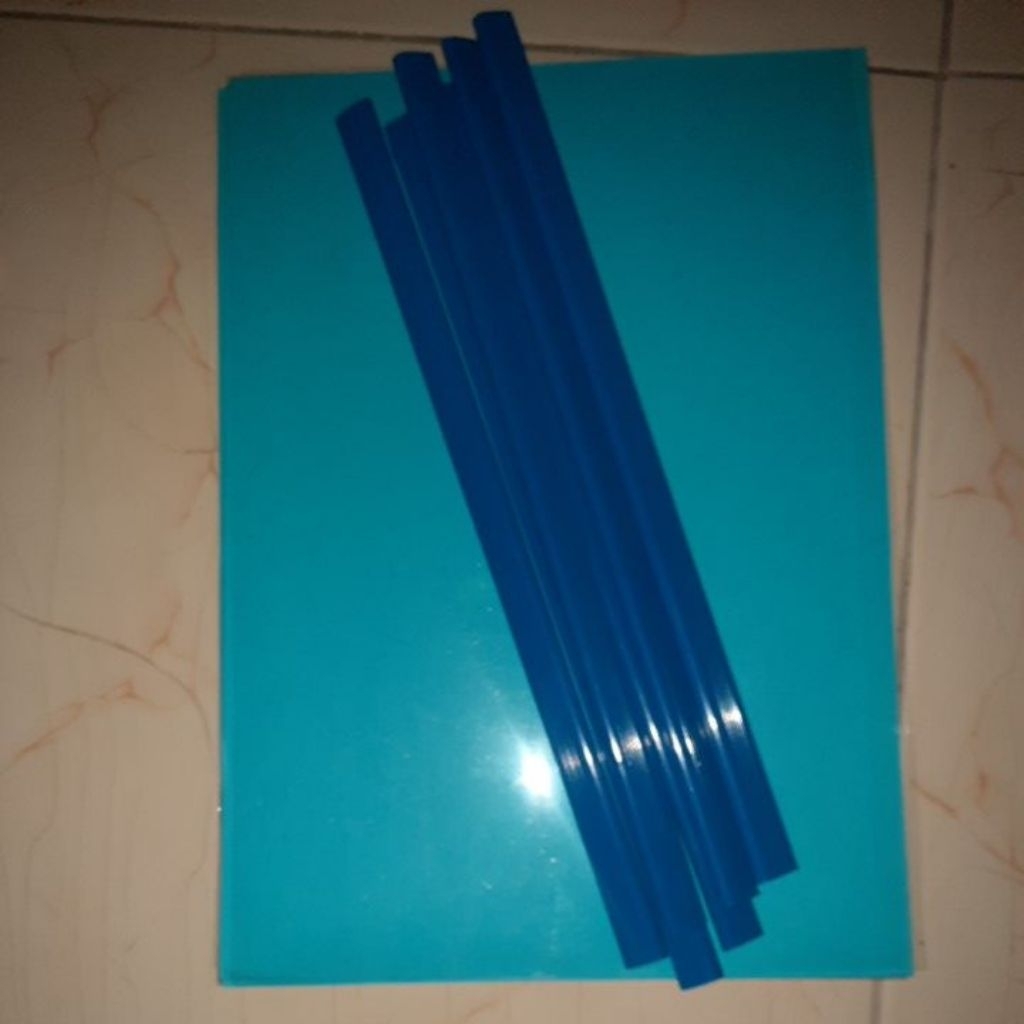 

Paket Sidang (Tulang Buku/Slide Binder A4, Kertas Jeruk, Kertas Mika)