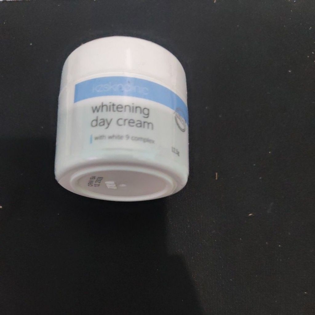SKIN CLINIC WHITENING DAY CREAM 10 GR