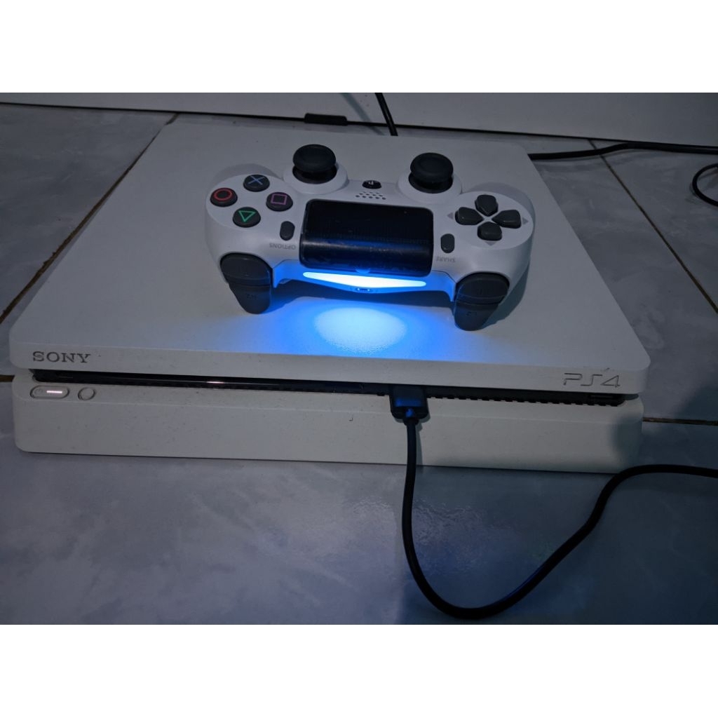 menjual akun baru ps4%ps5 all region,bisa reques region