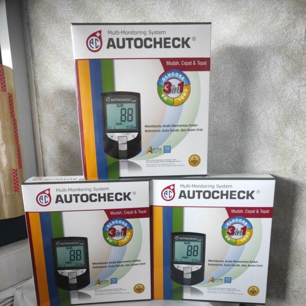Alat auto check 3 fungsi gula darah,asam urat ,cholesterol