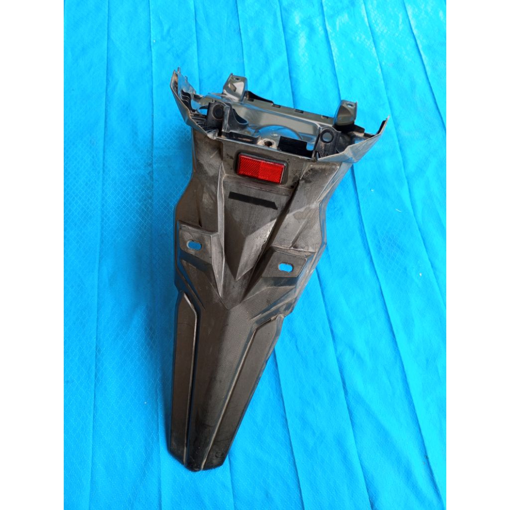 spakbor belakang Beat fi k81 / spakbor belakang beat fi Original