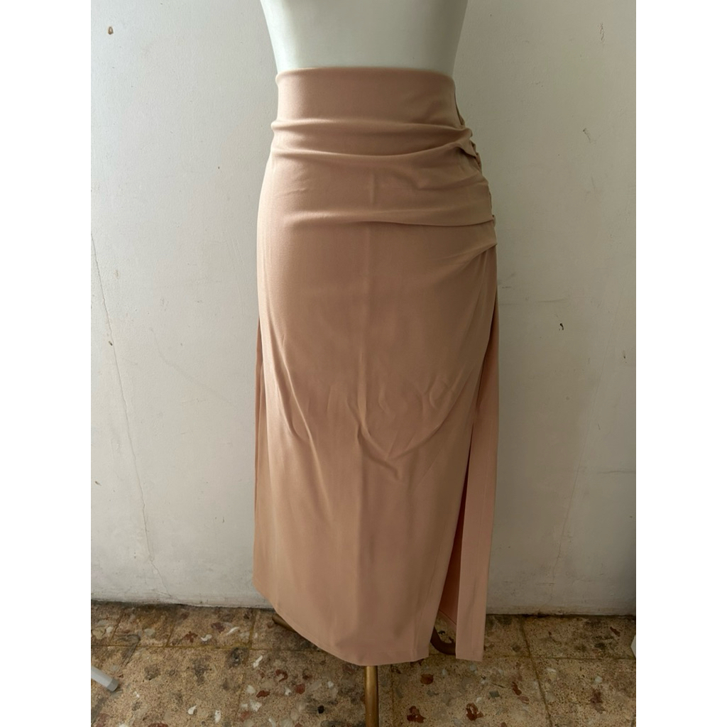 Rok panjang wanita warna cream highwaist woman skirt