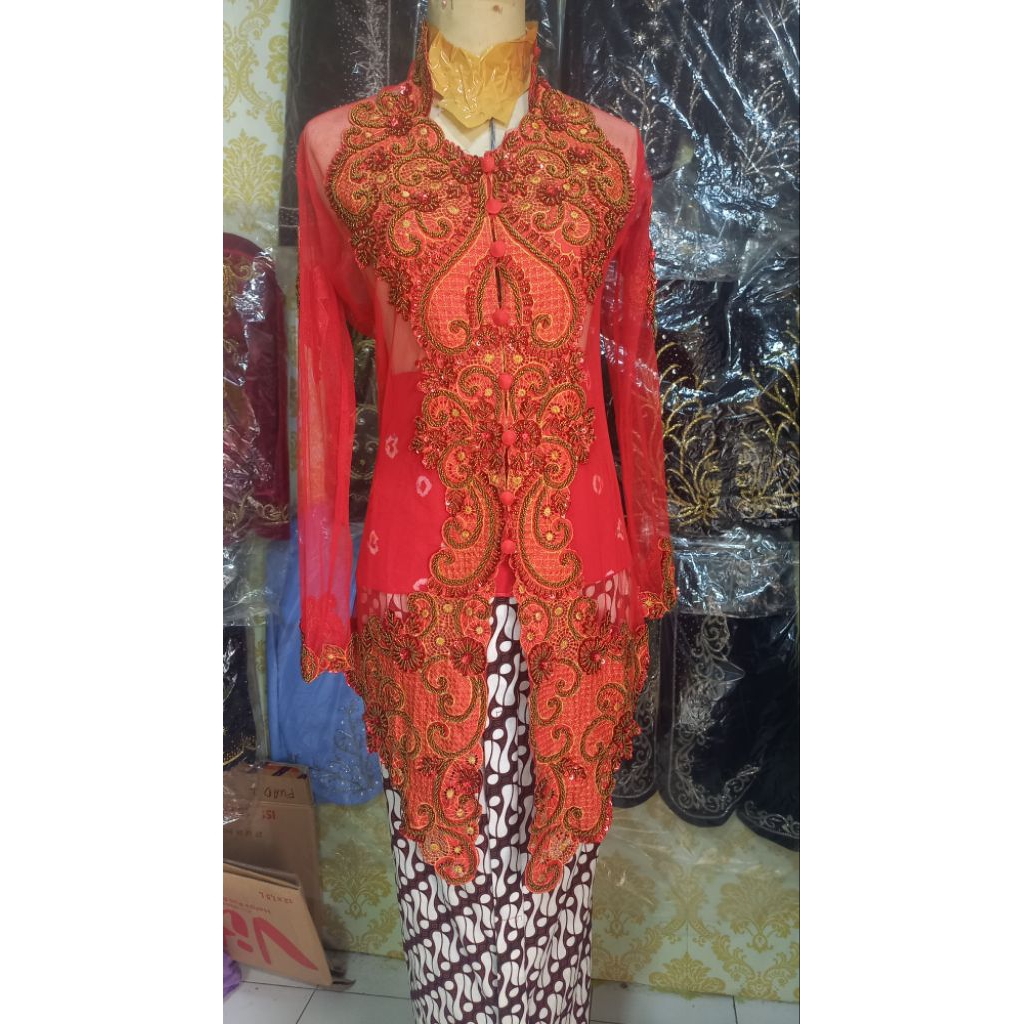 kebaya tile payet