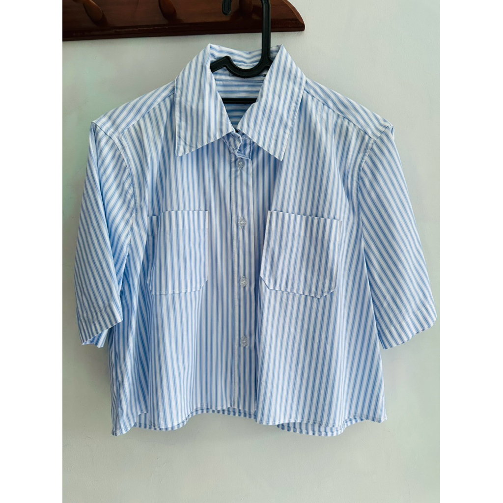 Preloved Shirt 3Mongkis