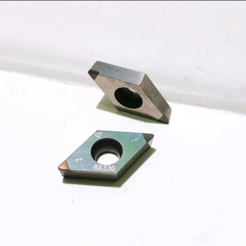 Insert bubut diamond cbn dcgw 11T3 bekas. pahat bubut keras cbn dcmt11 seken. pisau bubut diamond cb