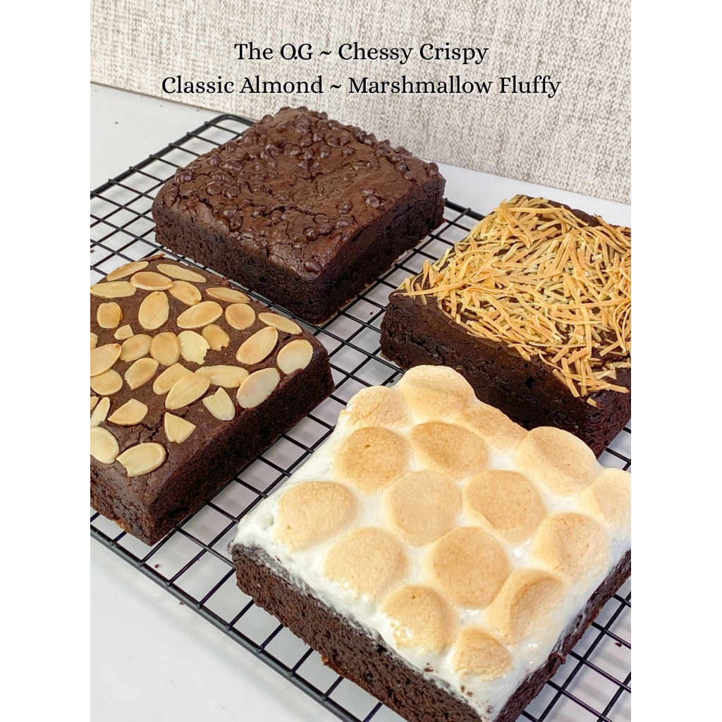 

[SAME DAY] Amatokeki Fudgy Brownies 20x20 isi 25 Pcs / Coklat / Almond / Keju / Kue ulang tahun / Premium Ingredients