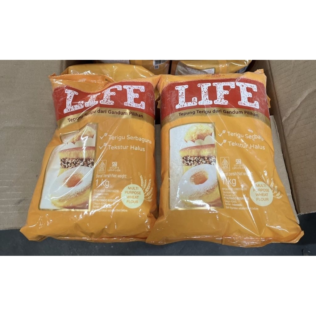 

tepung terigu life isi 1 kg