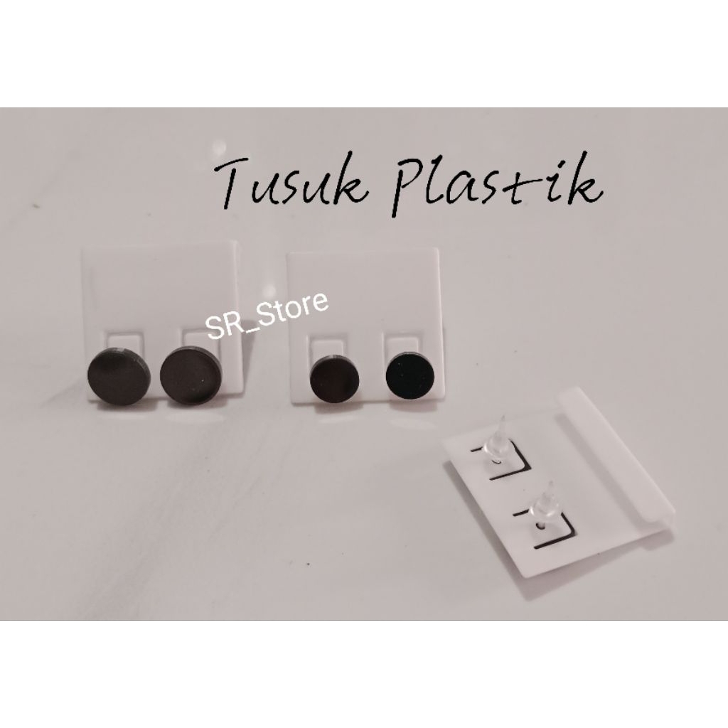 (Sepasang) Ceplik Bulat Hitam Tusuk Plastik // Anting Bulat Hitam // Tindik Bulat Hitam Pria wanita 