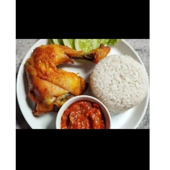 

Pecel Ayam Komplit | Dapoer Sarah | Paket Nasi + Sambal + Es Teh