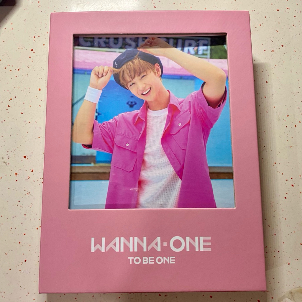 Album Wanna One Bae Jinyoung set (Preloved, good condition)