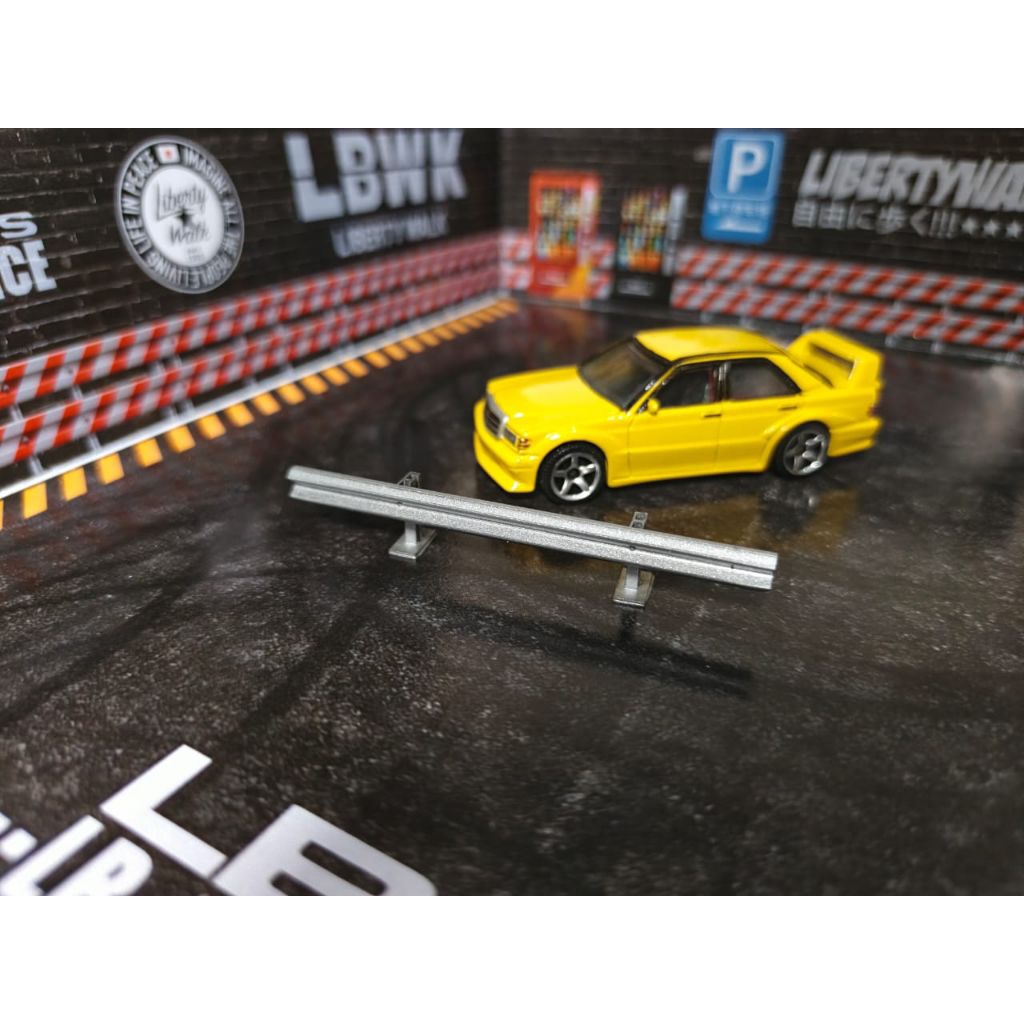 Pembatas Jalan Panjang Skala 64 Cocok Untuk Diorama Parkiran Hotwheels