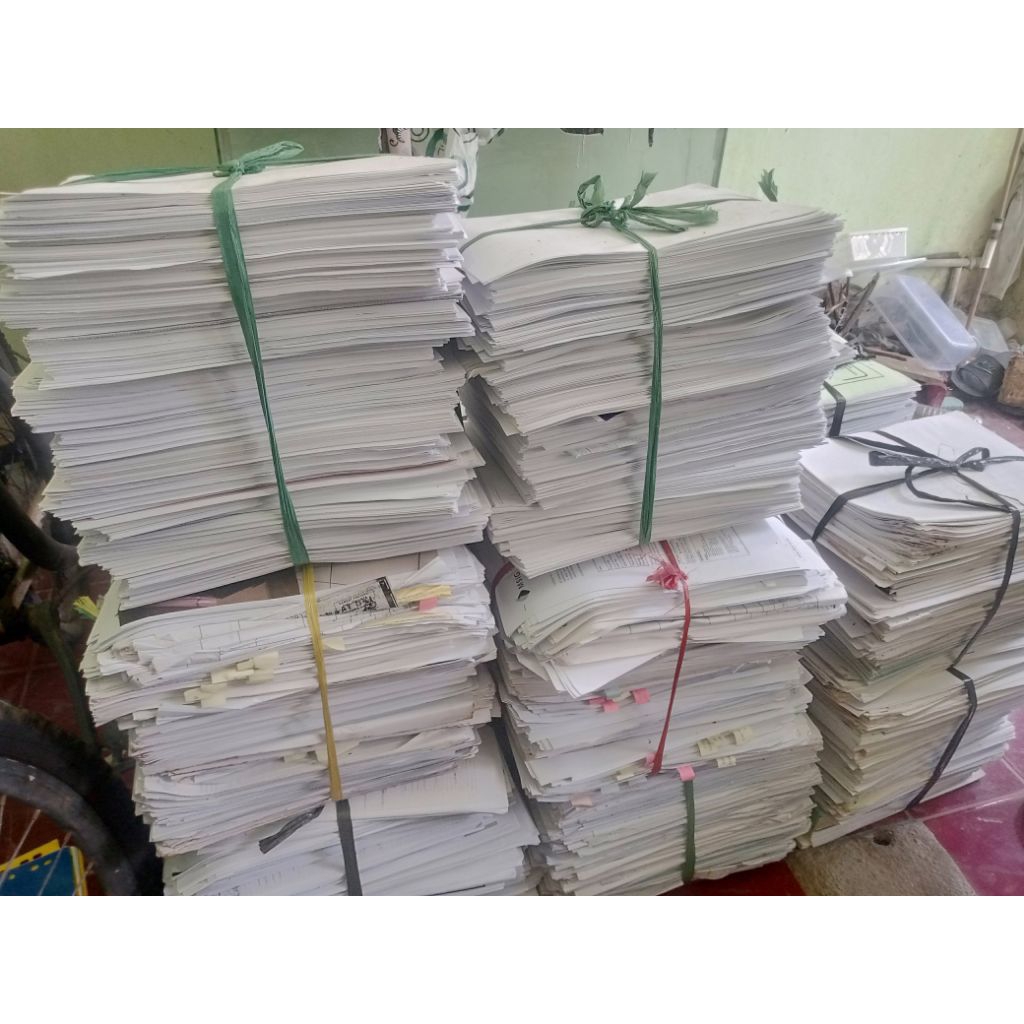 

Kertas HVS Bekas A4 bersih untuk coret / daur ulang / bungkus