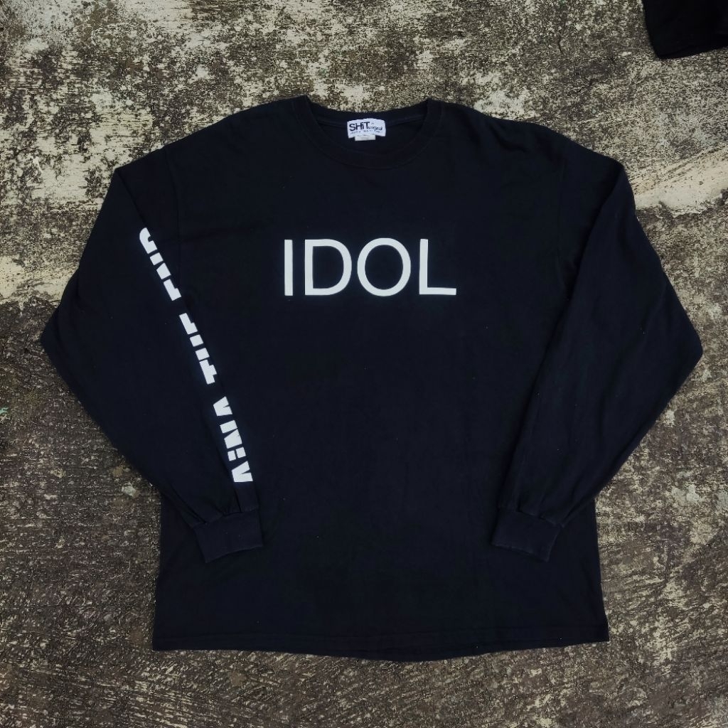 

Kaos BiSH, Brand New Idol Sh*t. Aina