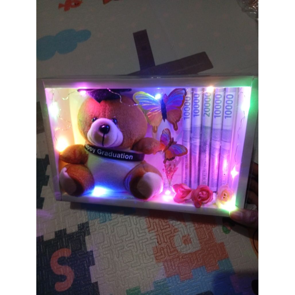 GIFT BOX WISUDA DENGAN LAMPU LED