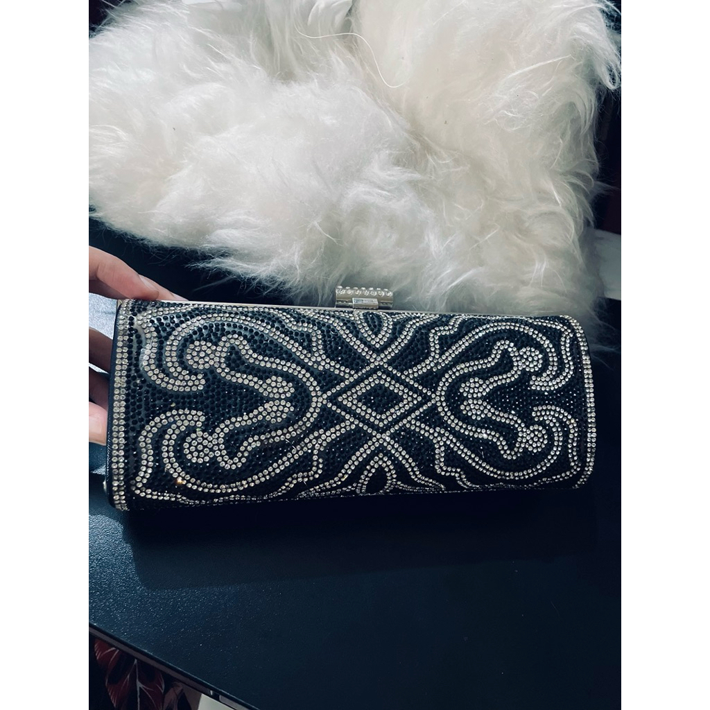 clutch / tas tangan / tas pesta hitam preloved