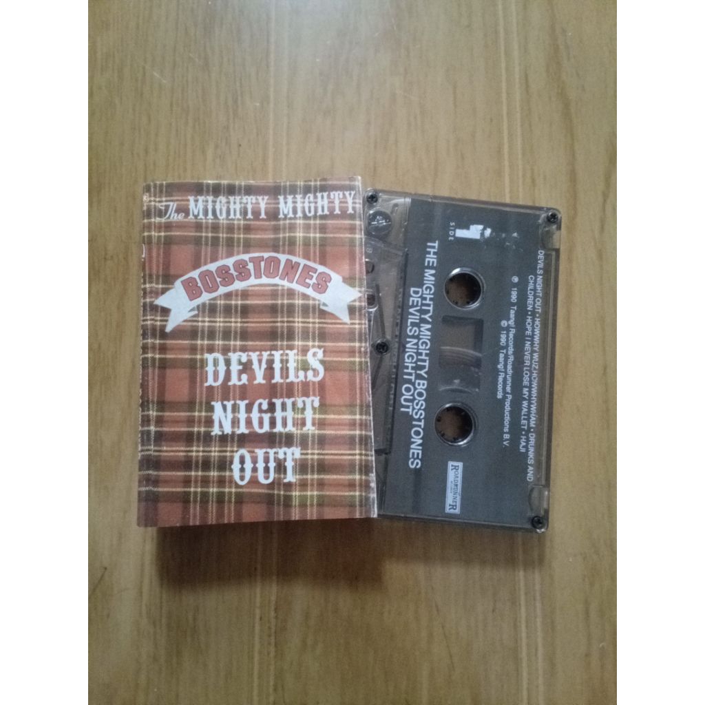 kaset pita the mighty mighty bostones - devils night out