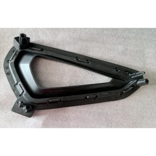 COVER REFLEKTOR BUMPER BELAKANG WULING ALVEZ