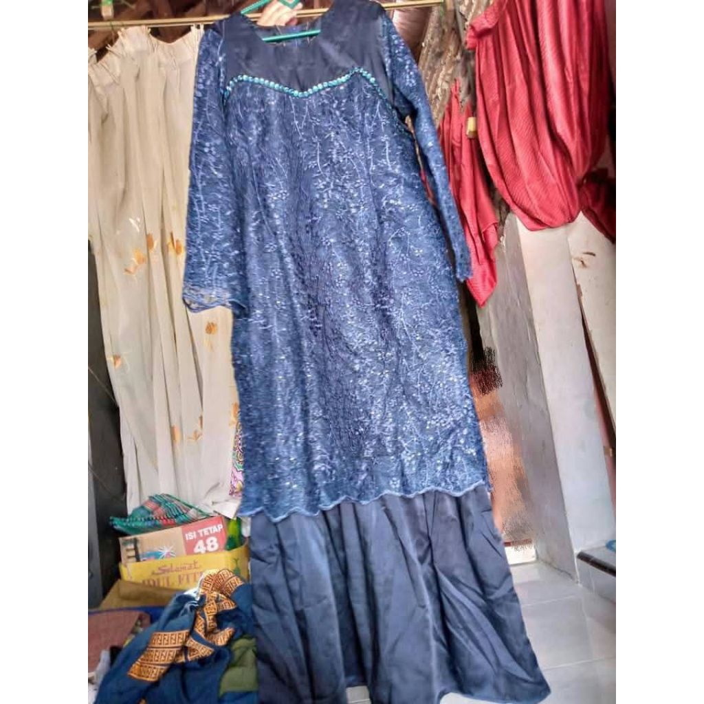 (preloved) Gamis pesta maxmara brokat model duyung