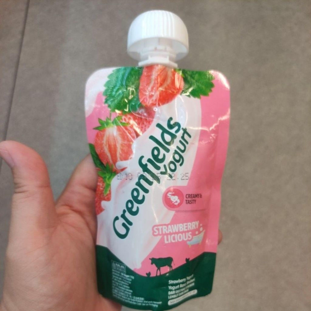 

GREENFIELDS YOGURT STRAWBERRY LICIOUS STROBERI YOGHURT 110gr