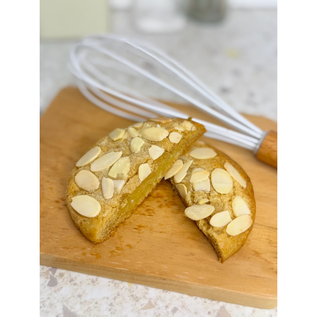 

Almond Butter Soft Cookies