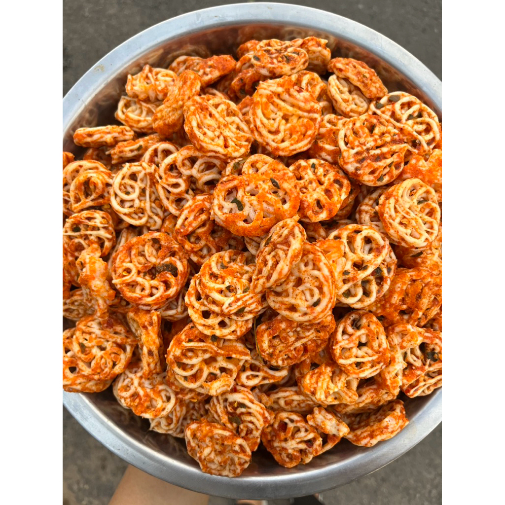 

Kerupuk Rafel Pedas Daun Jeruk / Kerupuk Rafael / Kerupuk Viral / Pedas Daun Jeruk