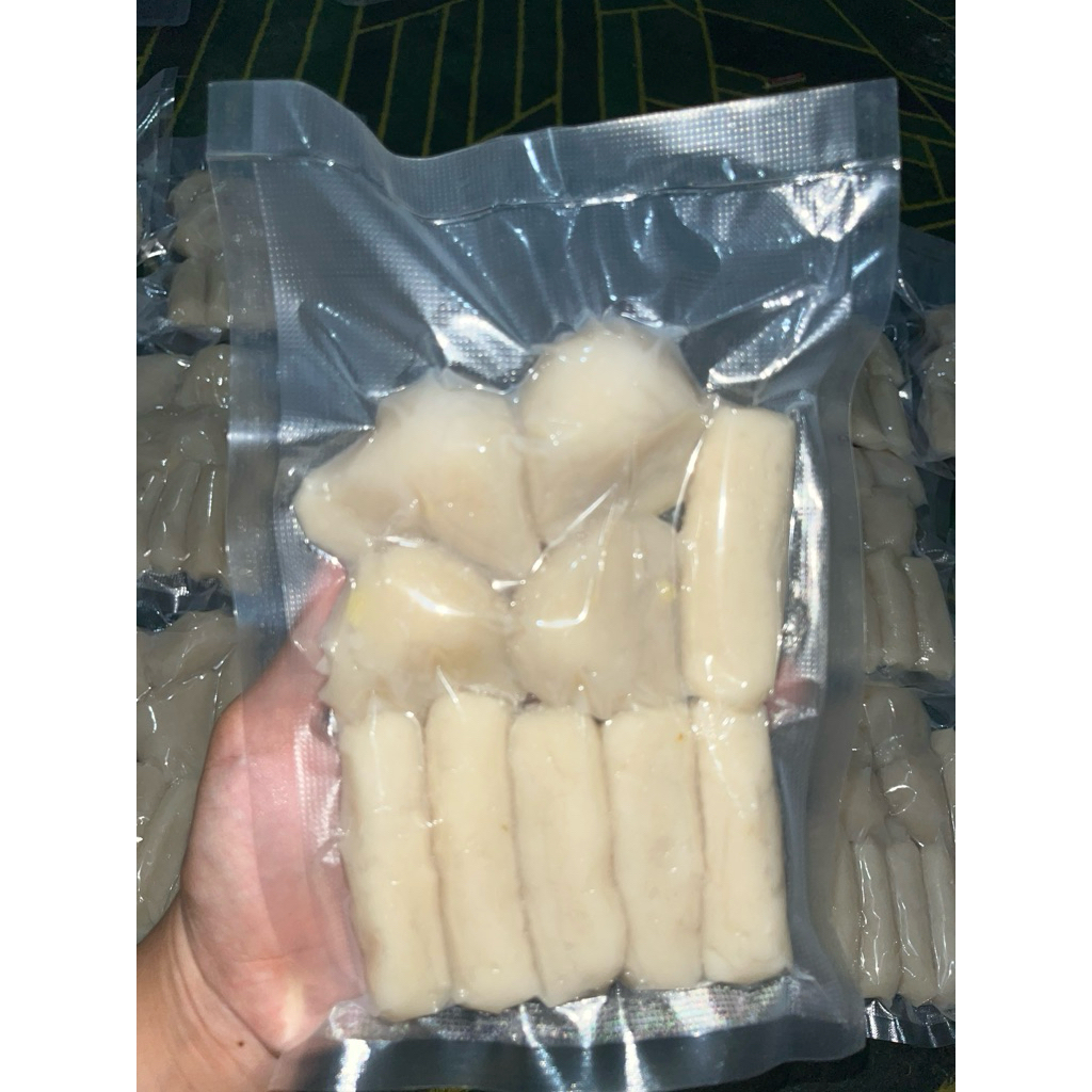

Pempek ikan tenggiri asli
