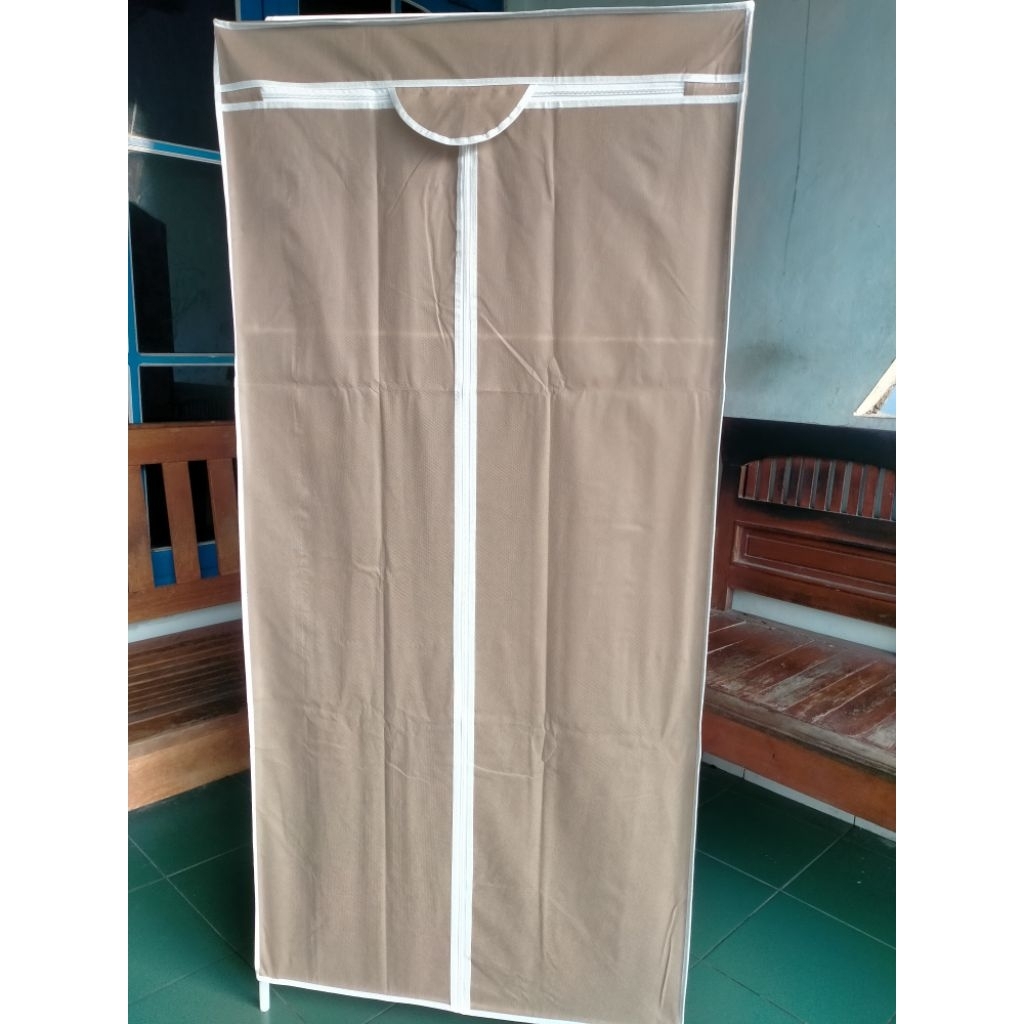Almari Gantungan Gamis Portabel