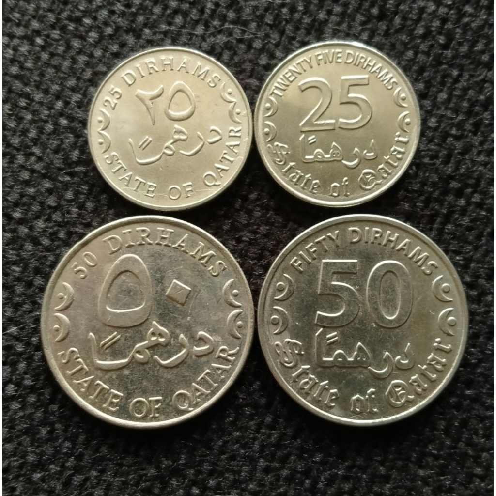 Set koin Qatar 4 keping berbeda variasi 25 dan 50 dirham