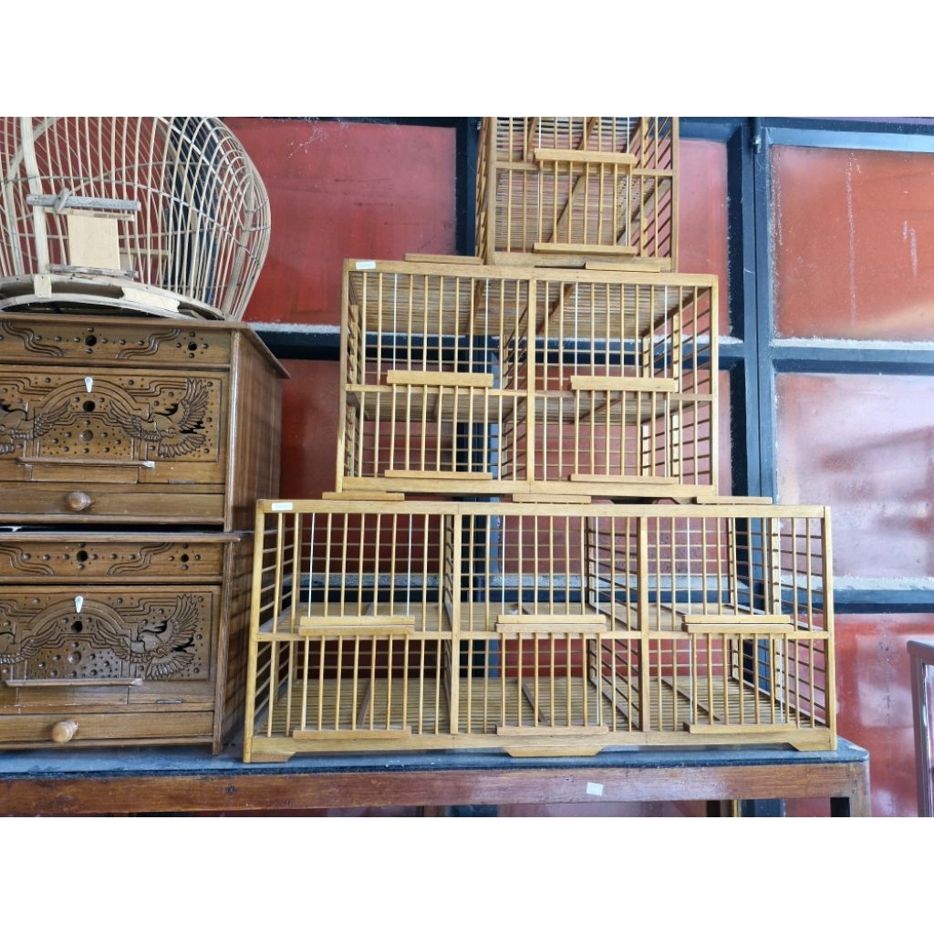 Dondang atau dongdang kandang jemur burung merpati 6 pintu